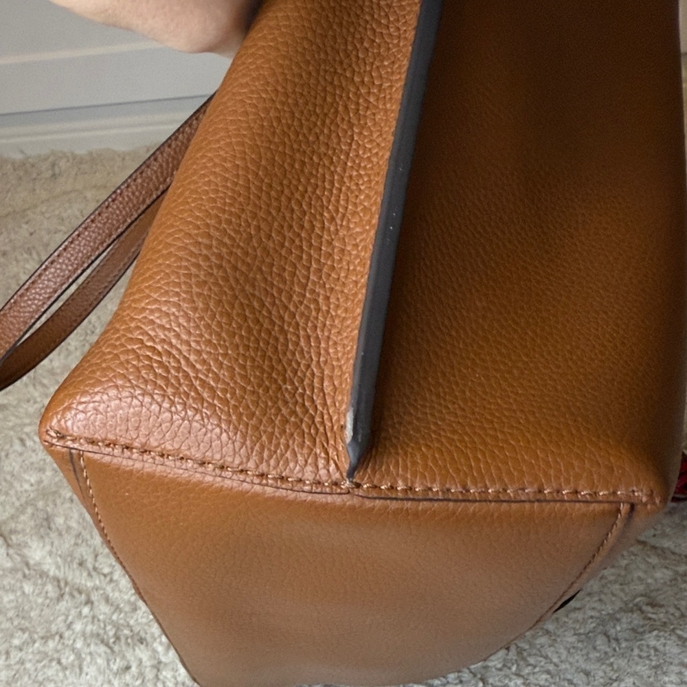 Tory Burch Perry Triple Compartment Tan Leather Tote with Red Accent - Picture 7 of 16
